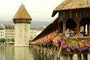 Ponte das Flores, Lucerna
