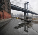 Reflexo da Ponte Manhattan