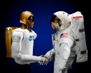 Robonauta e Astronauta