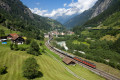 Subida do Trem perto de Gurtnellen, Suíça