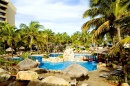 Piscina no Hotel Grand Aruba Occidental