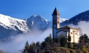 Igreja da Montanha nos Alpes Italianos