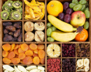 Variedade de Frutas Frescas e Secas