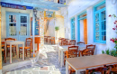 Rua de Restaurante em Paros, Grécia