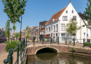 Turfmarkt Canal em Gouda, Países Baixos
