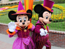 Bruxa Minnie e o Vampiro Mickey