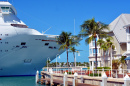 Navio de Cruzeiro Ancorado em Key West