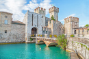 Castelo de Scaliger no Lago de Garda, Itália