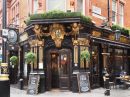 Bar na Rua St. Martin, Londres