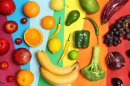 Arco-Íris de Vegetais Frescos e Frutas