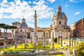 O Fórum de Trajan em Roma, Itália