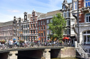 Canal em Amsterdã, Holanda