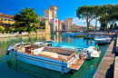 Cidade de Sirmione, Lago di Garda, Itália