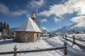Vila de Montanha no Inverno, Alpes Austríacos