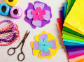 Decorações de Feltro, Tesoura e Miçangas