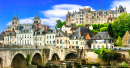 Cidade Medieval de Saint-Aignan, França