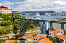 Ponte de D. Maria Pia em Porto, Portugal