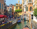 Gôndola no Canal em Veneza
