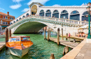 Grande Canal e a Ponte Rialto em Veneza