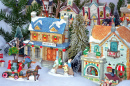 Vila de Natal em miniatura colorida
