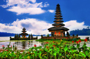 Templo incrível de Pura Bratan, Bali
