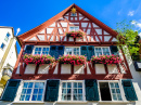 Casa enxaimel histórica na Alemanha