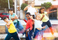 Meninas e Meninos Treinando Hip Hop