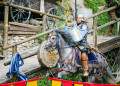 Performance Fantasiada em Estilo Medieval