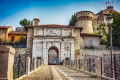 Entrada para o Castelo de Brescia, Itália