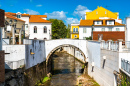 Ponte em Arco em Alcobaça, Portugal