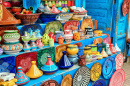 Cerâmicas coloridas em uma loja marroquina