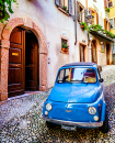 Fiat 500 vintage em Malcesine, Itália