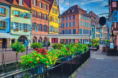 Colmar de manhã cedo ao nascer do sol, Alsácia, França