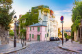 Distrito de Montmartre em Paris ao amanhecer, França