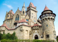 Castelo de Kreuzenstein em Leobendorf, Áustria