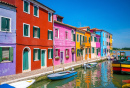 Casas coloridas em Burano, Veneza, Itália