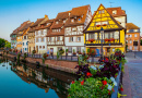 Canal de Água em Colmar, Alsácia, França