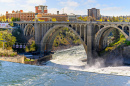 Ponte Monroe Street, Spokane, Washington