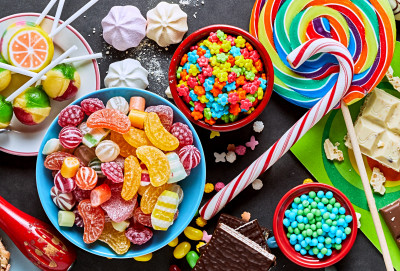 Variedade de doces coloridos