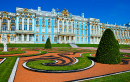 Palácio Catarina em um dia ensolarado de verão, Rússia