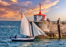 Farol no Porto de Barfleur, Normandia, França