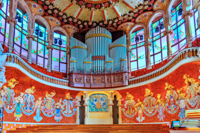Interior do Palau de la Música em Barcelona