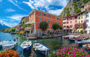 Vista de Limone, Lago de Garda, Itália