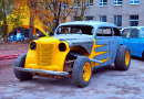 Hotrod Clássico Personalizado no Salão do Automóvel